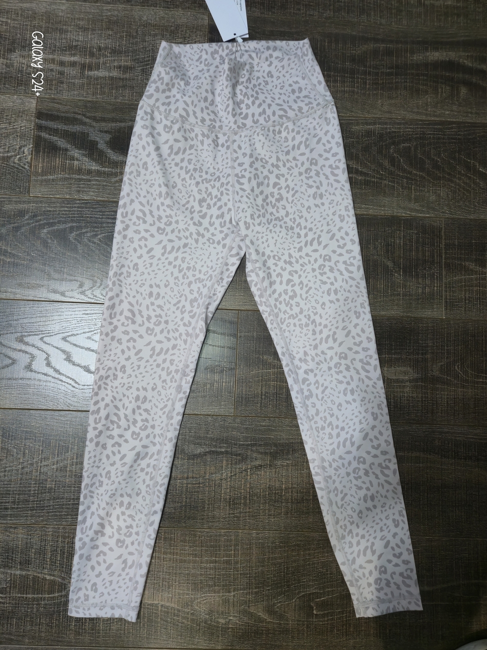 High-Rise Leopard Print Leggings in Pale Pink
